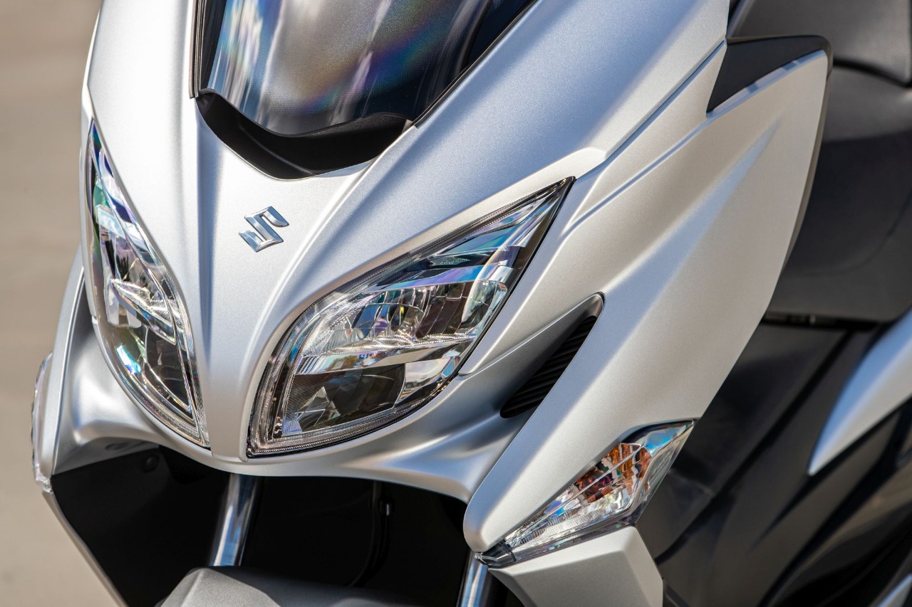 Suzuki Burgman 400: la STORIA continua!